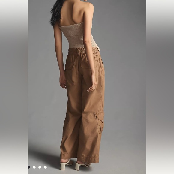 NWT Anthropologie Pilcro low rise relaxed cargo flare pants tan cotton sz 33 - Picture 5 of 14